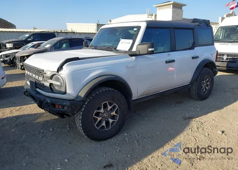 2022 Ford Bronco Badlands z USA, uszkodzony, nr VIN 1FMEE5DP8NLB51133